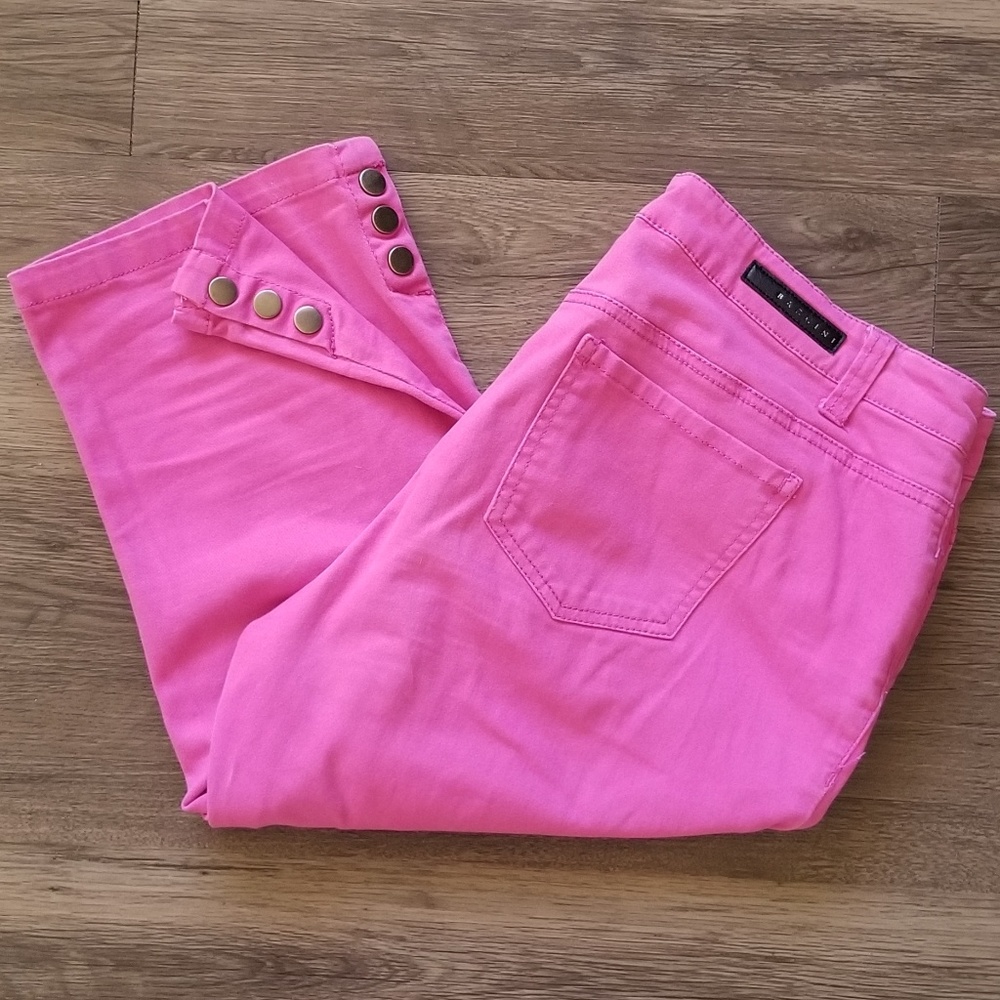 Soft Pink Capris - Picture 2 of 8
